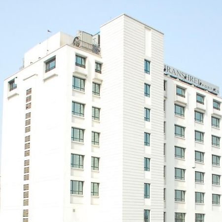 Kiranshree Portico Hotel Guwahati Bagian luar foto